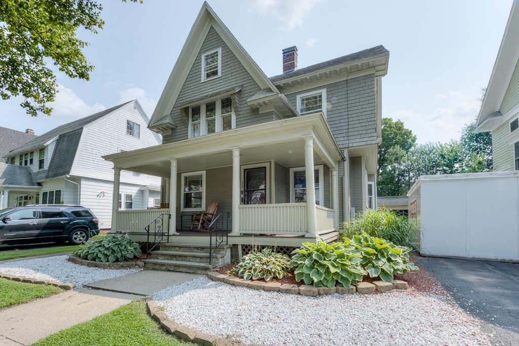 33 Westernview Street Springfield, MA 01108 - Photo 1 of 30 Gallery Image 1