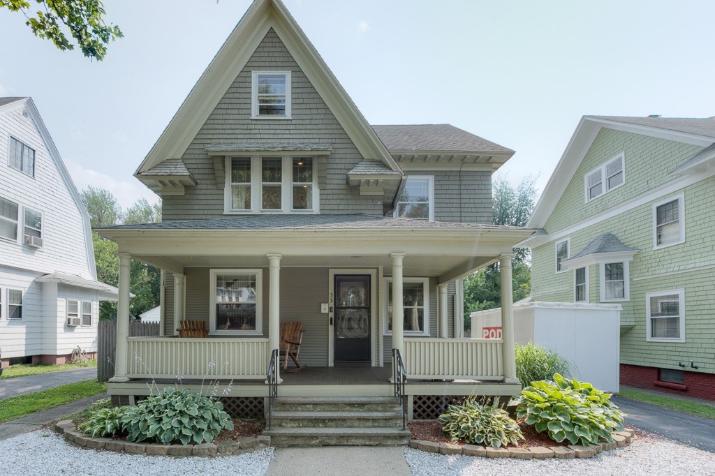 33 Westernview Street Springfield, MA 01108 - Photo 3 of 30 Gallery Image 3