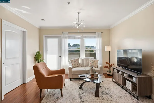 $309,000 | 1515 14th Avenue, Unit 305, Oakland, CA 94606