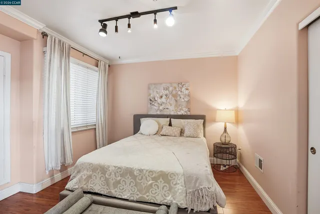 $309,000 | 1515 14th Avenue, Unit 305, Oakland, CA 94606