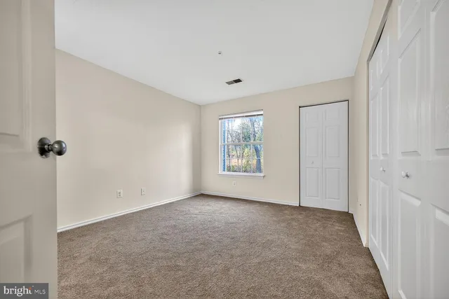 $170,000 | 18518 Boysenberry Drive, Unit 212, Gaithersburg, MD 20879