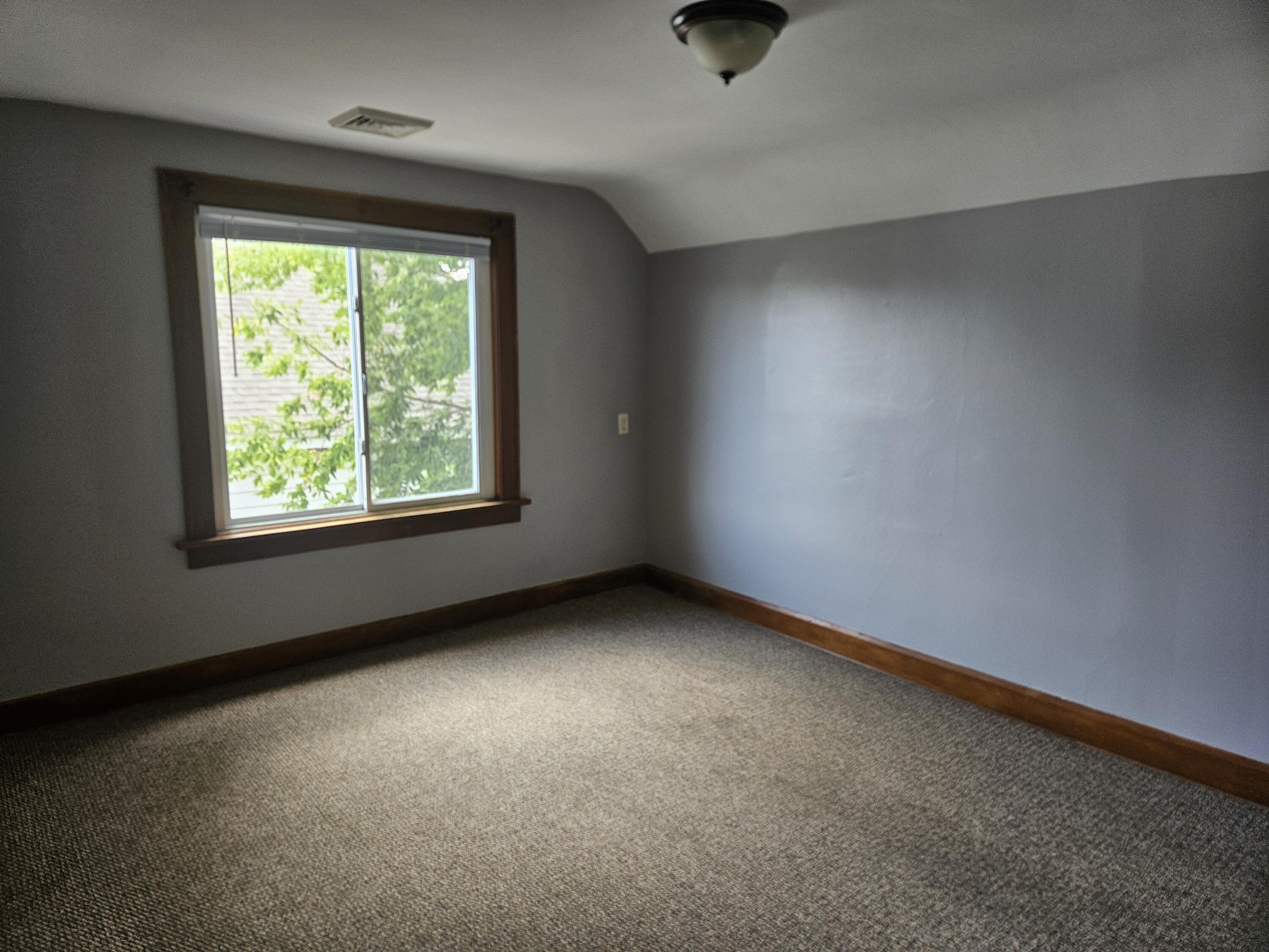 1826 St Clair Street Racine, WI 53402 - Photo 9 of 15 Lower LR