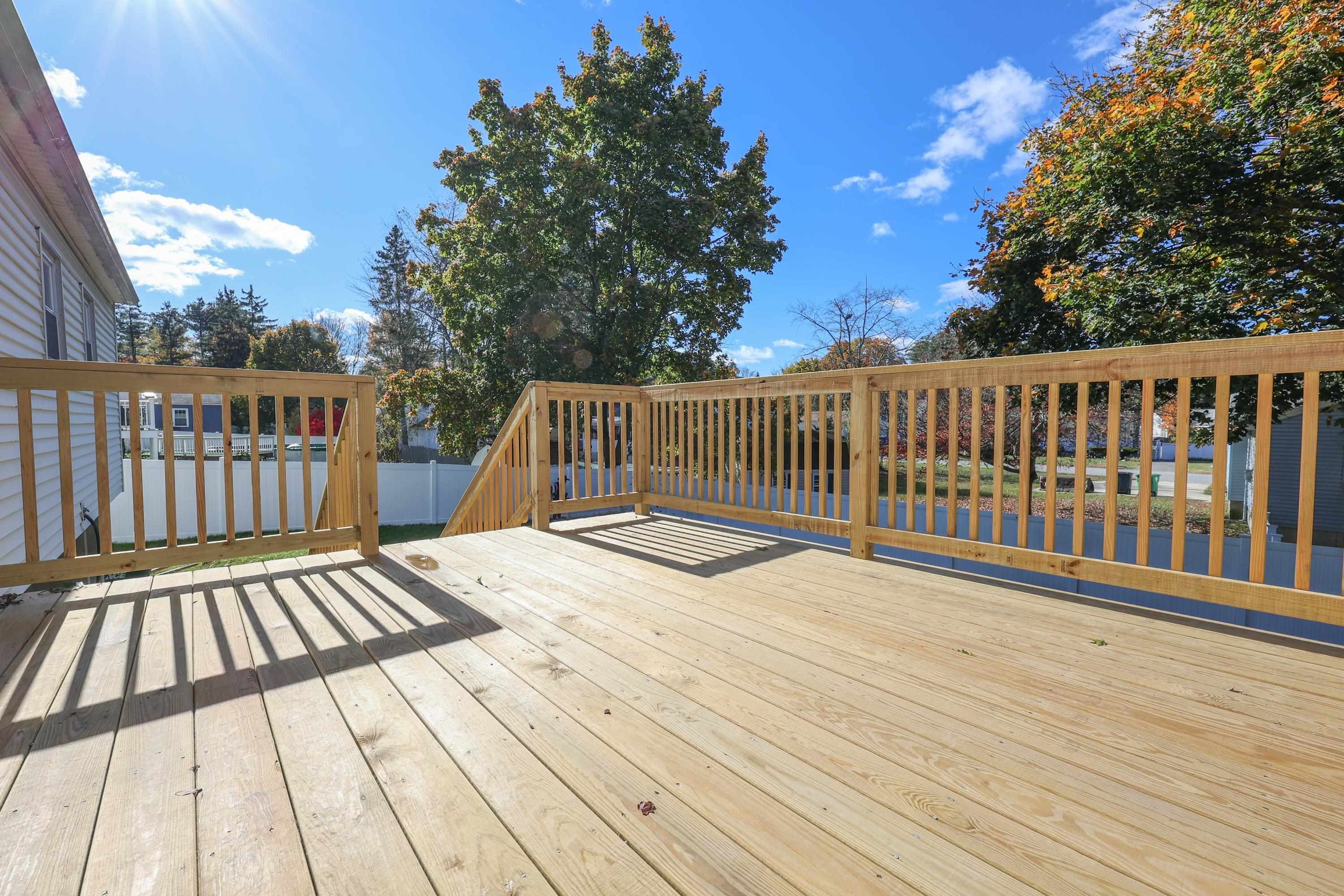 36 Meade Street Nashua, NH 03064 - Photo 30 of 40