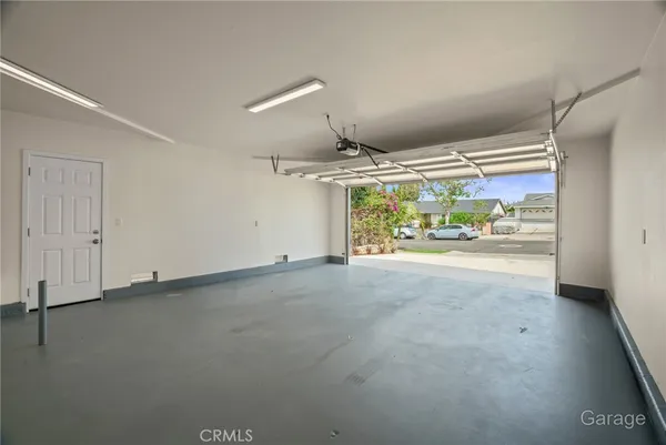 $1,175,000 | 5010 West Maurie Avenue, Santa Ana, CA 92703