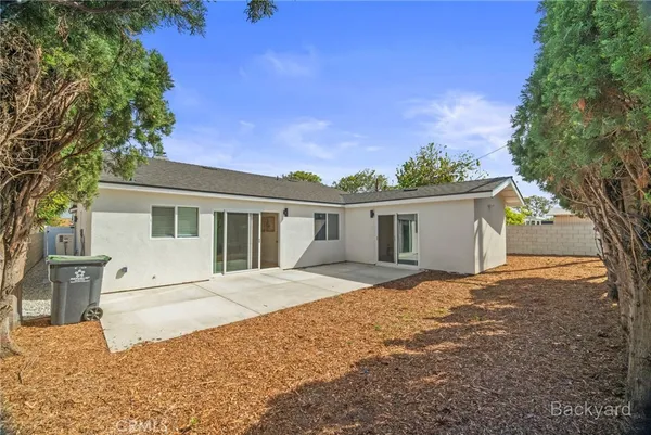 $1,175,000 | 5010 West Maurie Avenue, Santa Ana, CA 92703
