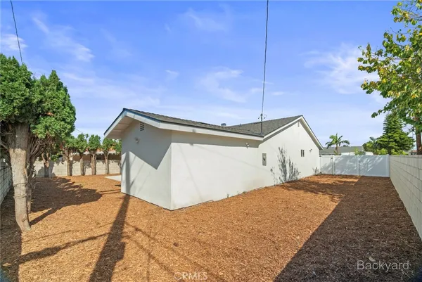 $1,175,000 | 5010 West Maurie Avenue, Santa Ana, CA 92703