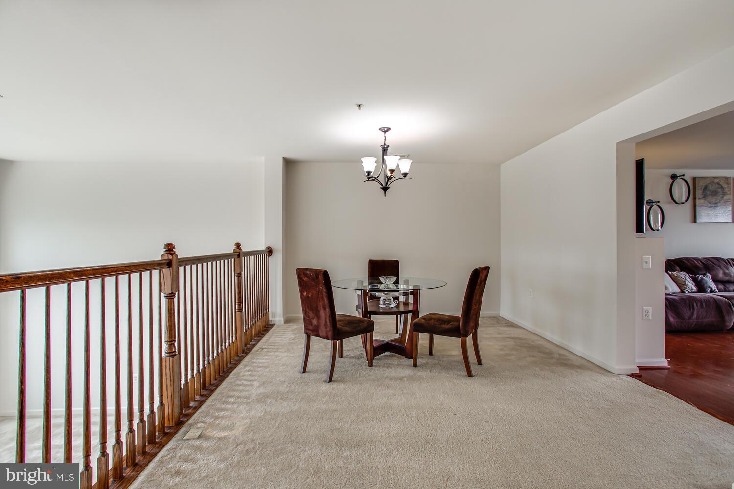 6012 Machen Road Centreville, VA 20121 - Photo 6 of 32 Gallery Image 6