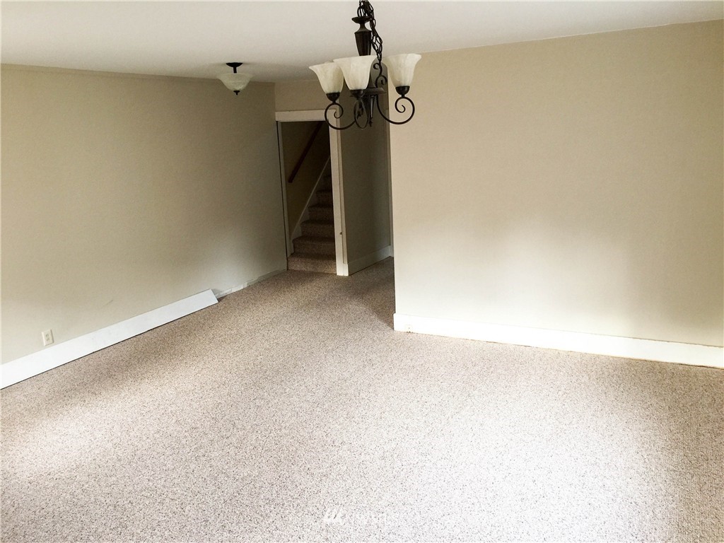 953 Fowler Street Raymond, WA 98577 - Photo 7 of 22 Gallery Image 7