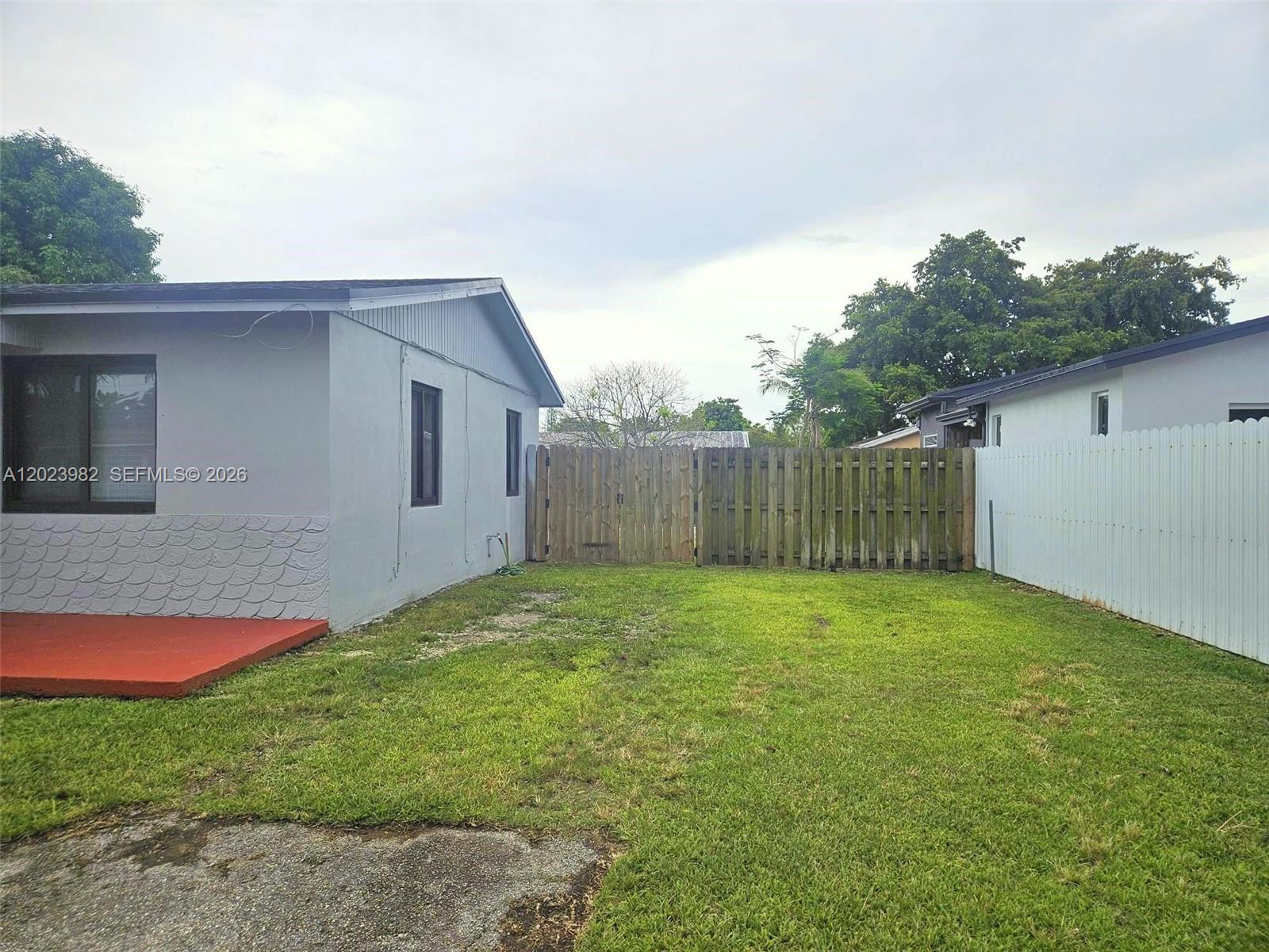 15320 Southwest 305th Street Homestead, FL 33033 - Photo 4 of 28