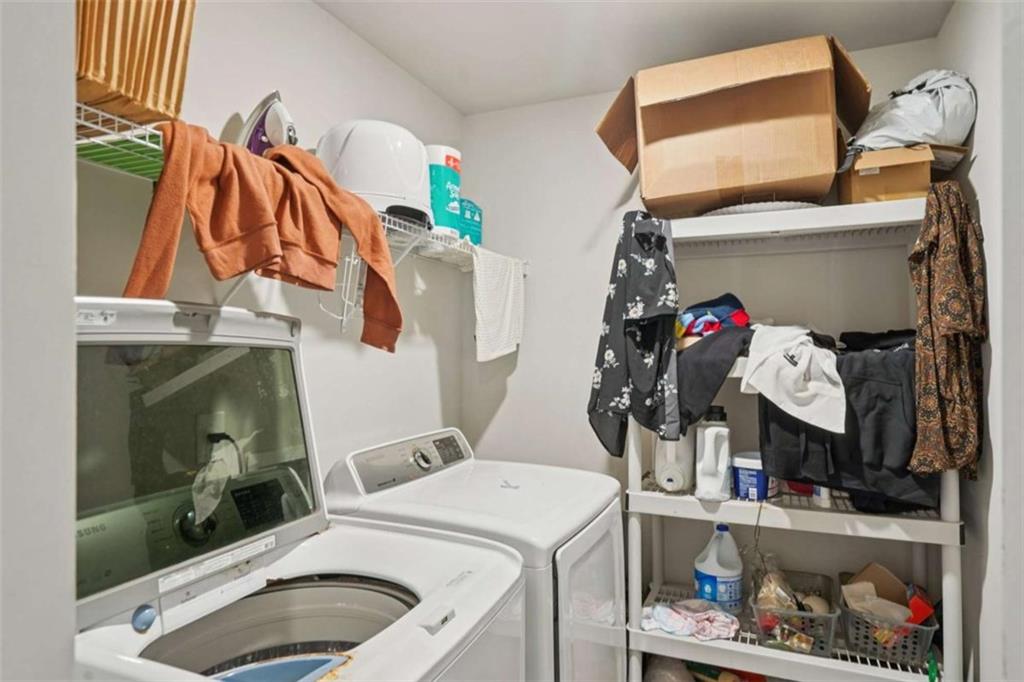 3605 Broadwick Lane Lithonia, GA 30038 - Photo 22 of 41 a utility room with dryer and washer