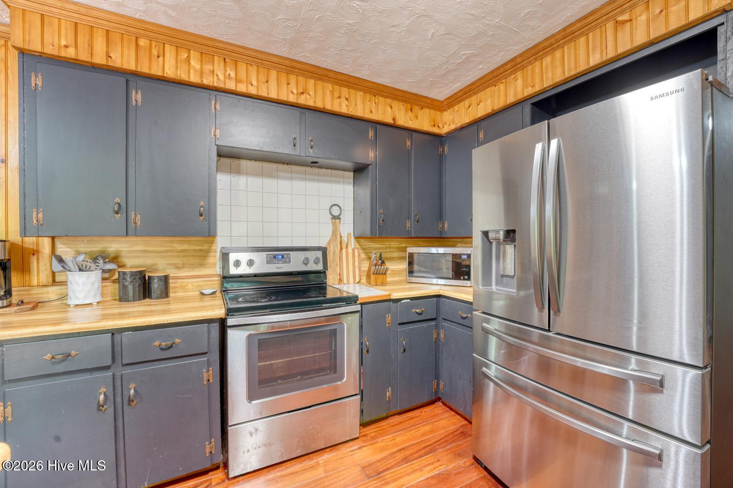 383 Sunrise Street Murphy, NC 28906 - Photo 20 of 59 020-032-DSC02755-1500x1000