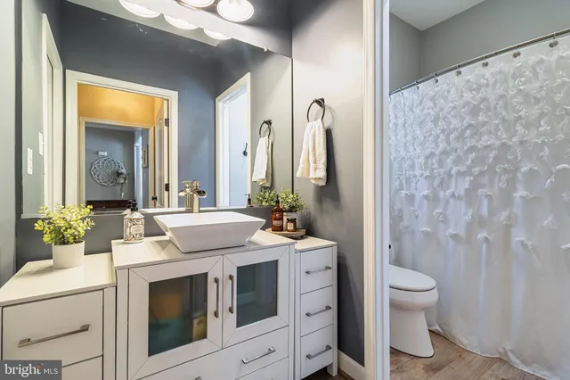 $550,000 | 14855 King Charles Drive, Issue, MD 20645