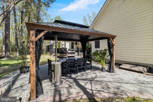 $550,000 | 14855 King Charles Drive, Issue, MD 20645