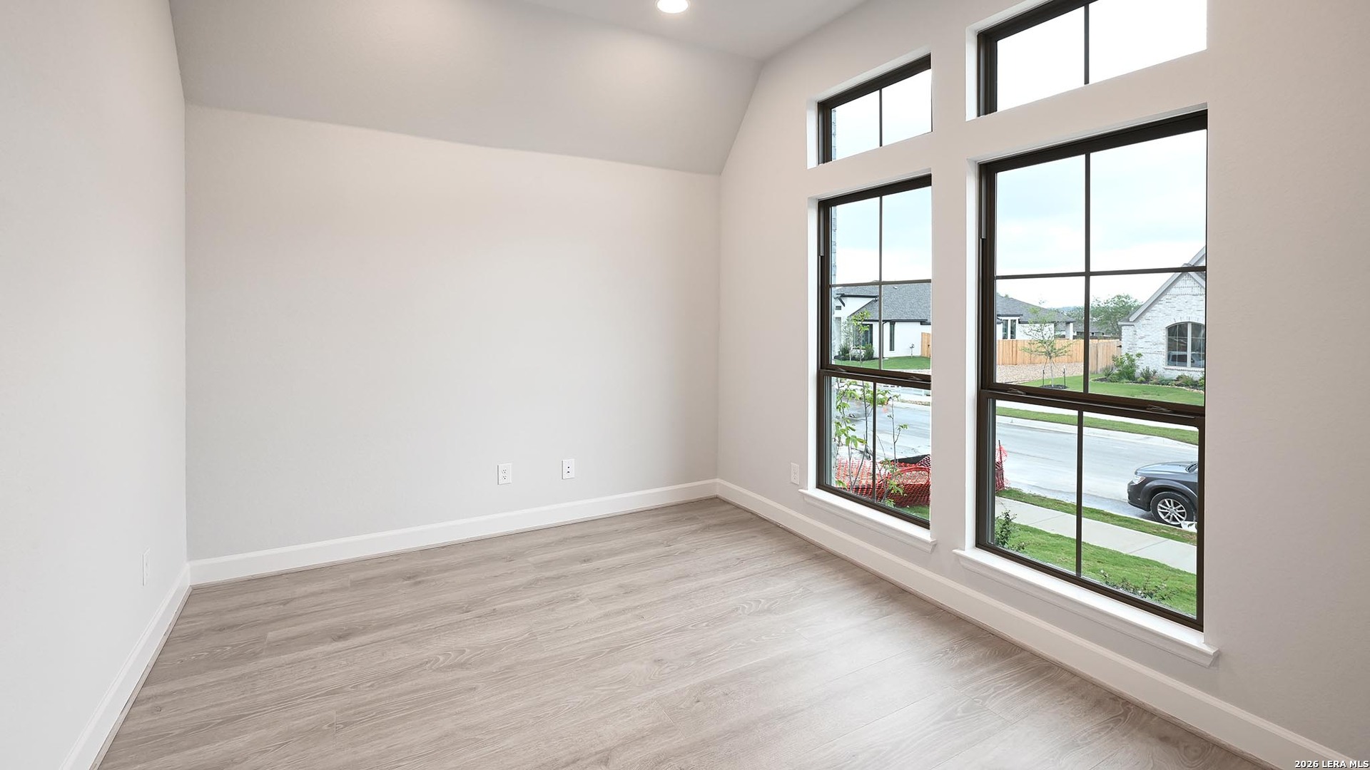 140 Krueger Way Cibolo, TX 78108 - Photo 7 of 22