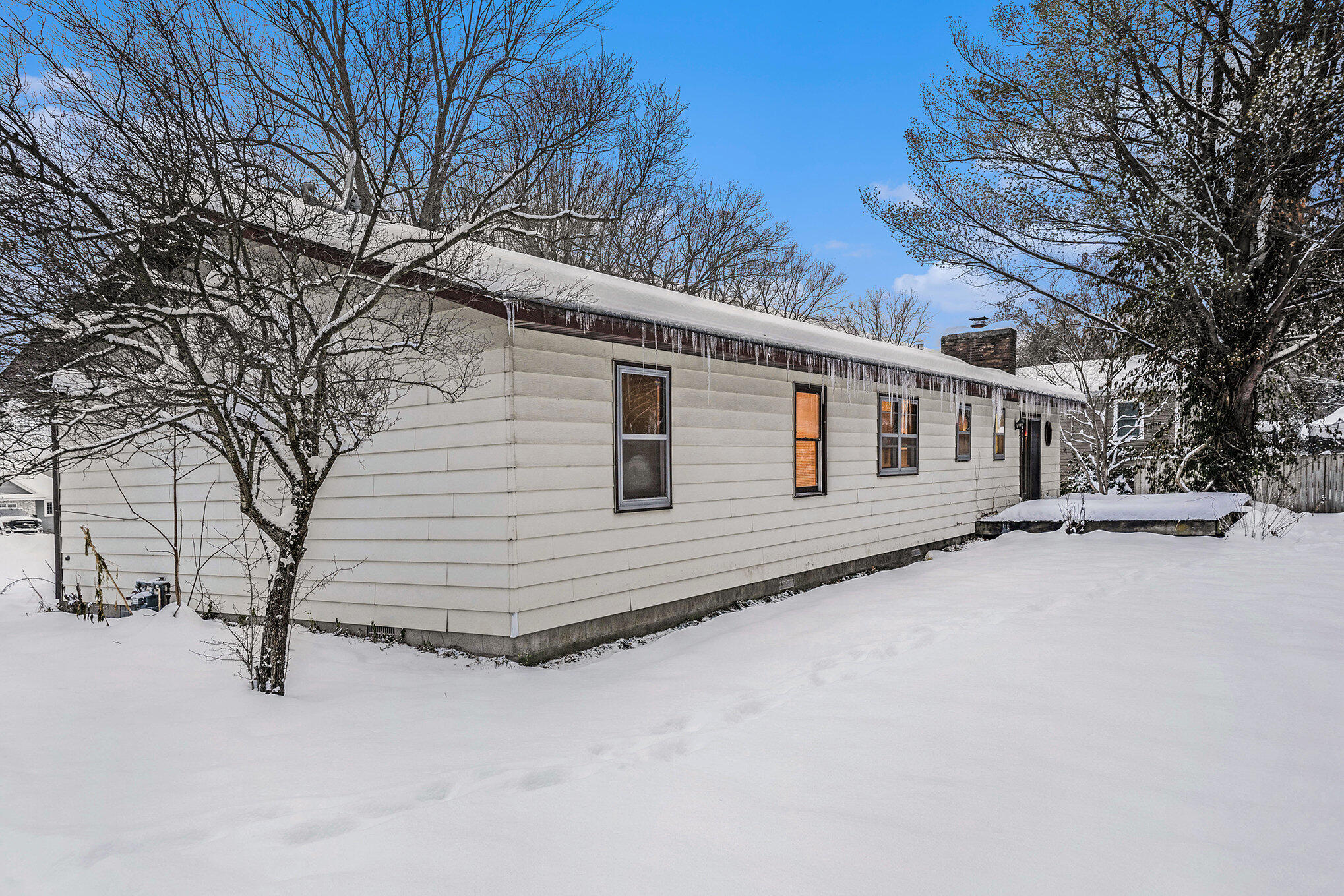 7078 South Brooks Road Fruitport, MI 49415 - Photo 4 of 31 024_dsc01151_355