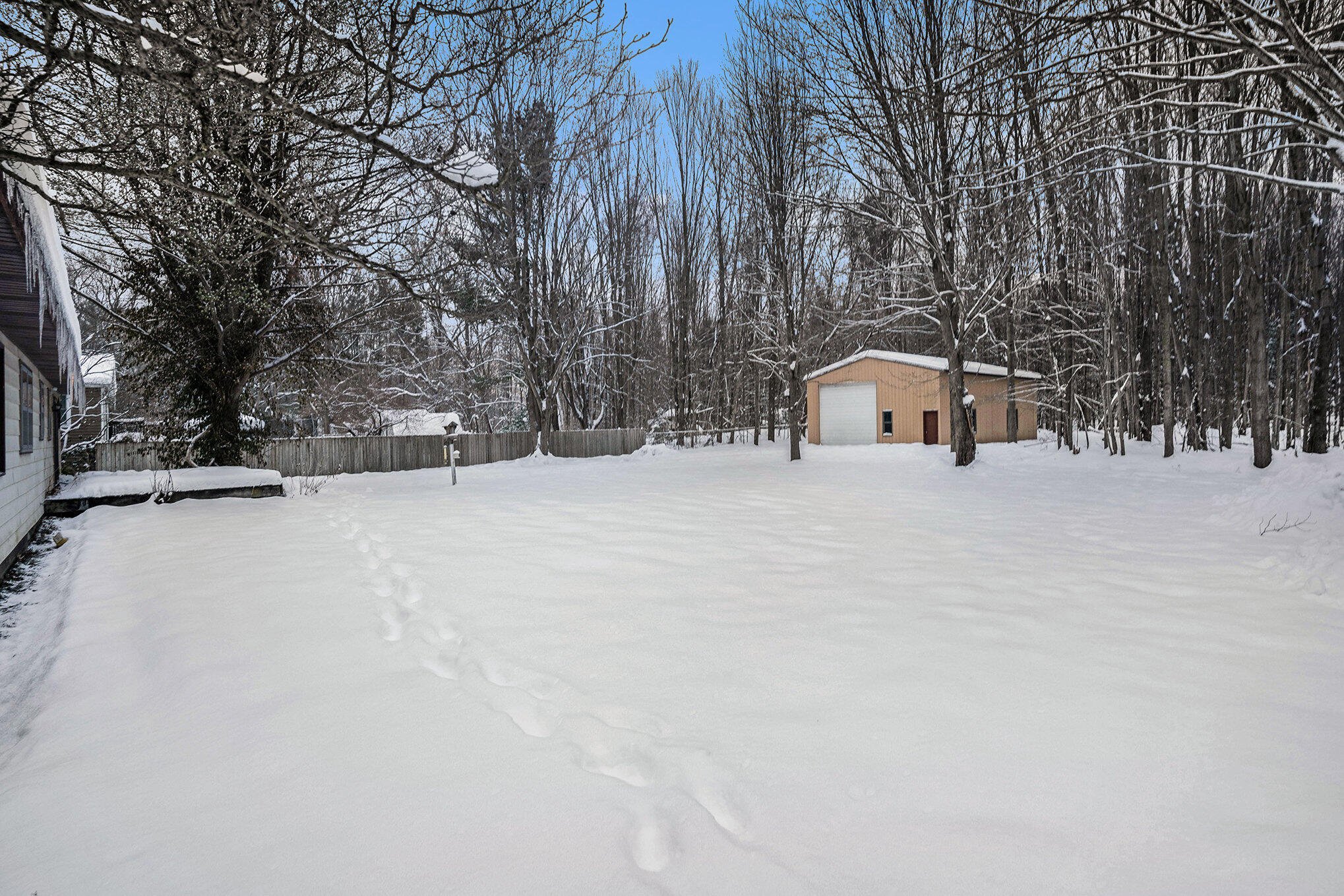 7078 South Brooks Road Fruitport, MI 49415 - Photo 6 of 31 023_dsc01147_928