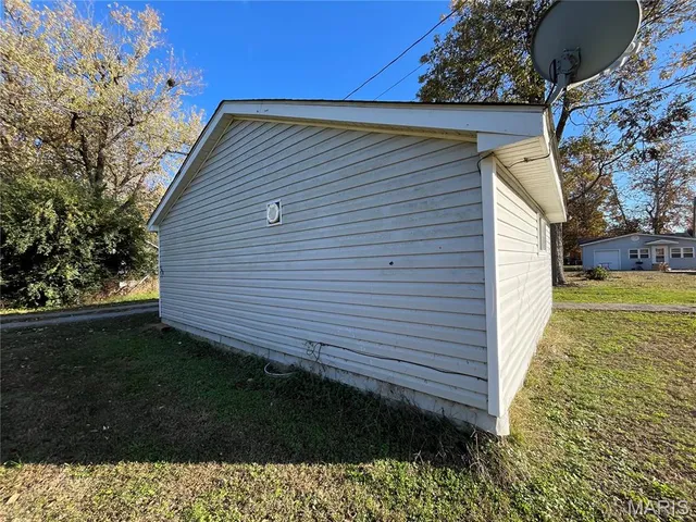 $57,000 | 939 Grand Avenue, Caruthersville, MO 63830