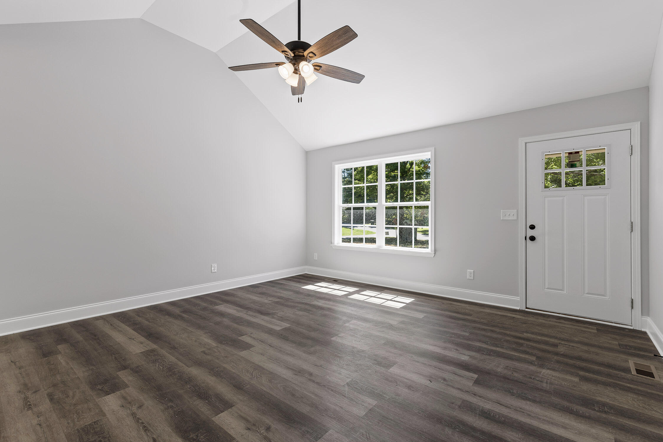 531 Barney Pierce Road Chatsworth, GA 30705 - Photo 7 of 28 Barney-12