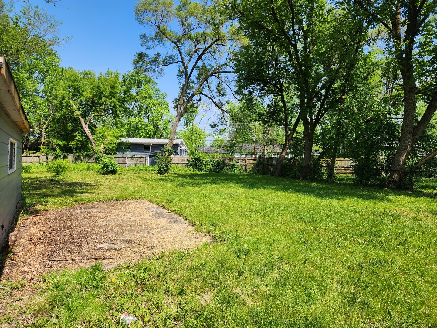 15330 Cherry Lane Markham, IL 60428 - Photo 8 of 8