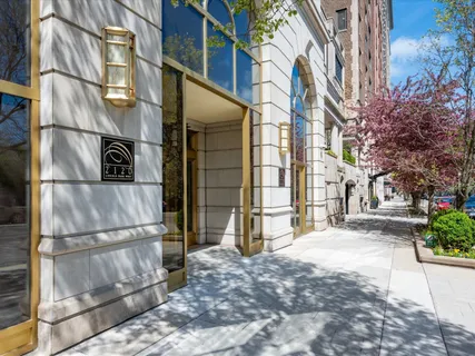 $4,100,000 | 2120 North Lincoln Park West, Unit 15, Chicago, IL 60614