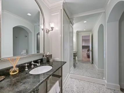 $4,100,000 | 2120 North Lincoln Park West, Unit 15, Chicago, IL 60614