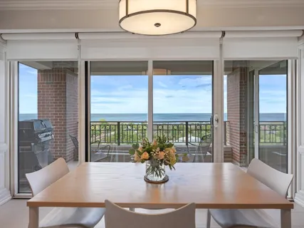 $4,100,000 | 2120 North Lincoln Park West, Unit 15, Chicago, IL 60614