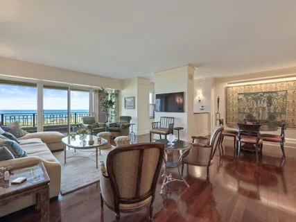 $4,100,000 | 2120 North Lincoln Park West, Unit 15, Chicago, IL 60614