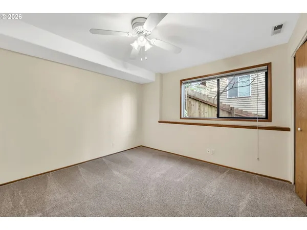 $325,000 | 3899 Colony Oaks Drive, Eugene, OR 97405