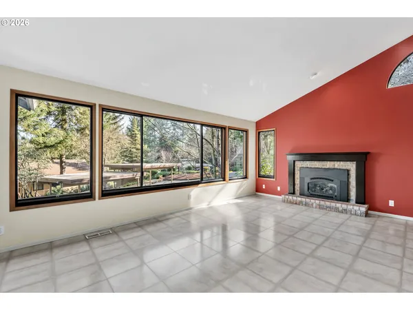 $325,000 | 3899 Colony Oaks Drive, Eugene, OR 97405