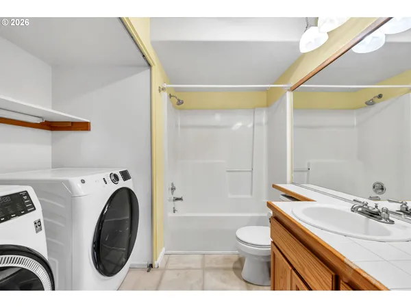 $325,000 | 3899 Colony Oaks Drive, Eugene, OR 97405