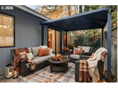 $325,000 | 3899 Colony Oaks Drive, Eugene, OR 97405