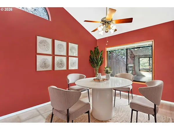 $325,000 | 3899 Colony Oaks Drive, Eugene, OR 97405