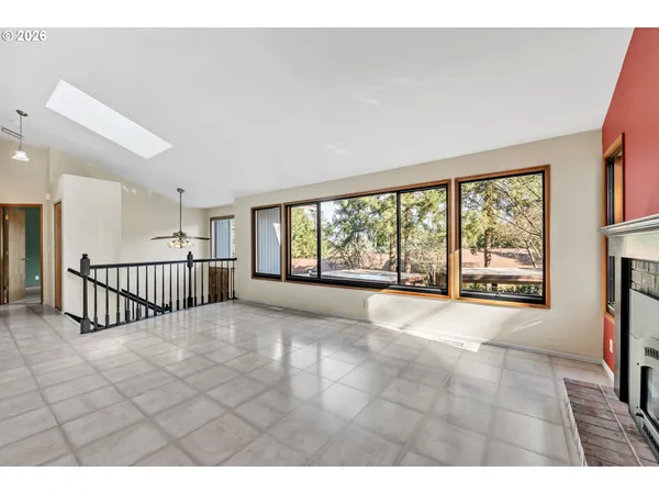 $325,000 | 3899 Colony Oaks Drive, Eugene, OR 97405