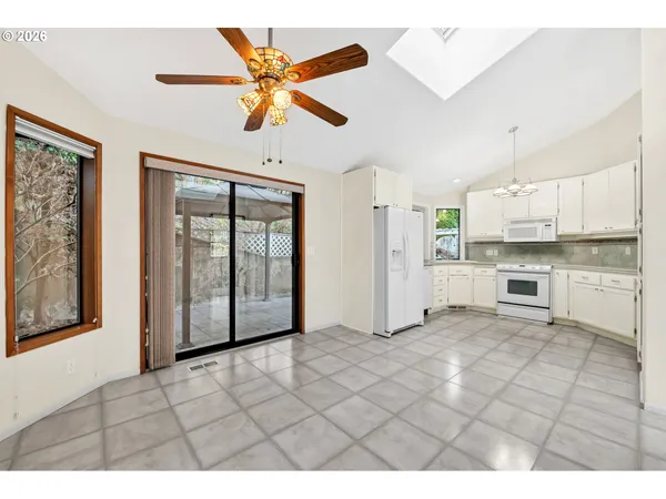 $325,000 | 3899 Colony Oaks Drive, Eugene, OR 97405