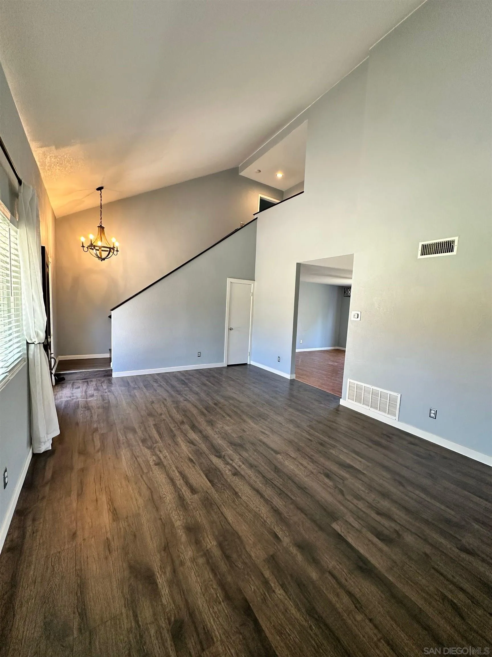2275 Peppermint Lane Lemon Grove, CA 91945 - Photo 3 of 18
