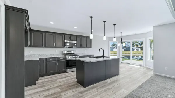 $359,900 | 15360 Brimwillow Drive, Huntertown, IN 46748