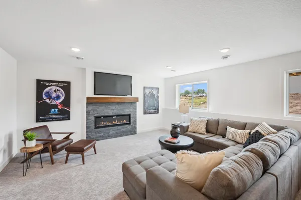 $624,900 | 11367 5th Street Northeast, Hanover, MN 55341