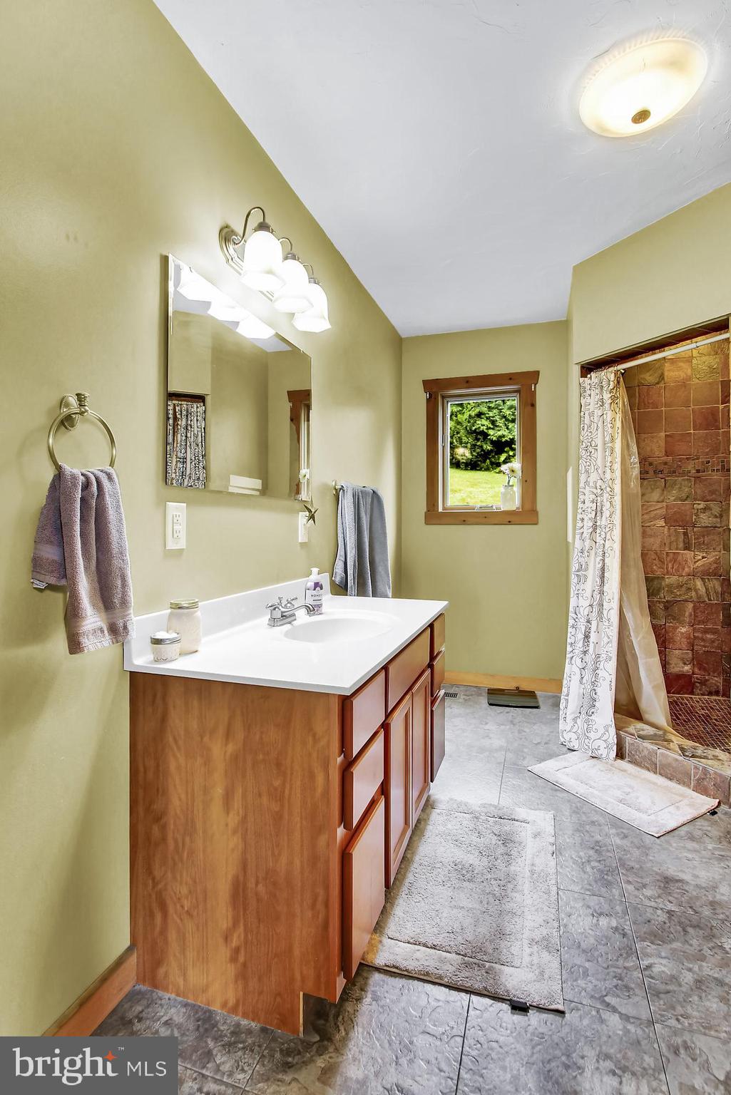 205 Company Farm Road York Springs, PA 17372 - Photo 12 of 29 Gallery Image 12