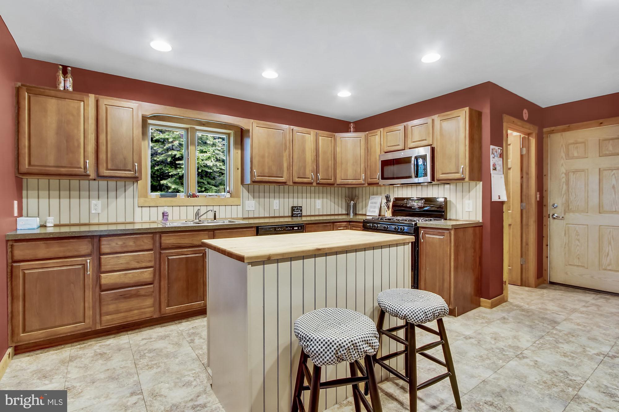 205 Company Farm Road York Springs, PA 17372 - Photo 5 of 29 Gallery Image 5