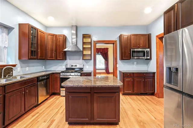 $5,000 | 840 Emerson Street, Unit 1, Denver, CO 80218