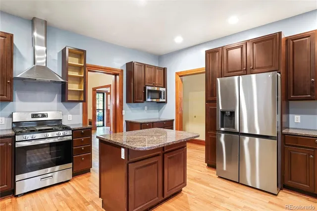 $5,000 | 840 Emerson Street, Unit 1, Denver, CO 80218