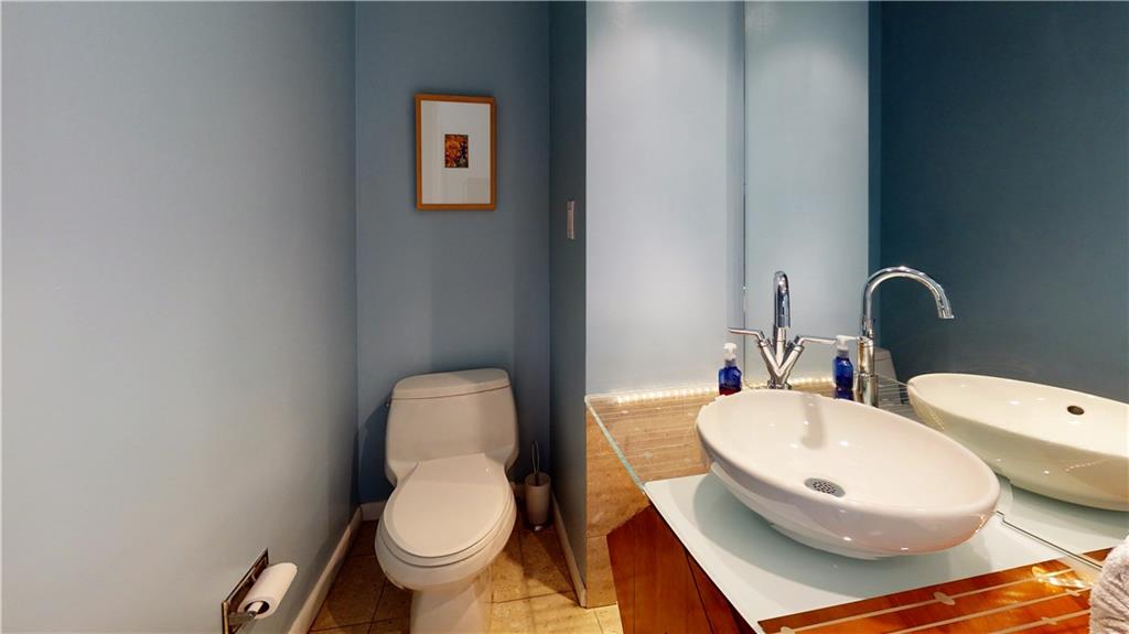 2416 Marbury Road Pittsburgh, PA 15221 - Photo 11 of 25 Gallery Image 11