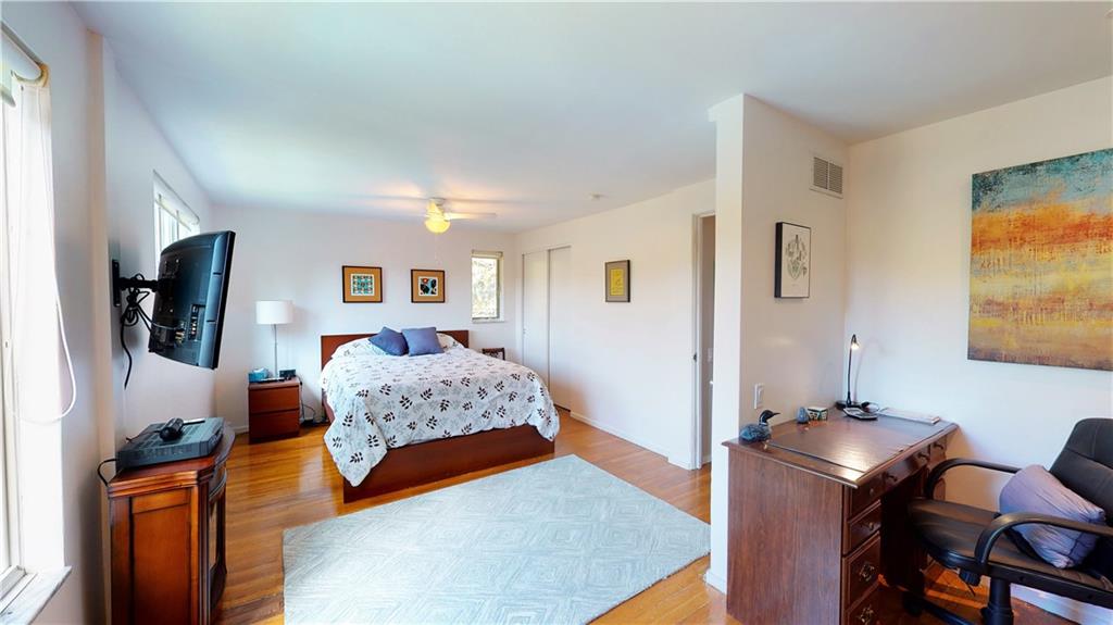 2416 Marbury Road Pittsburgh, PA 15221 - Photo 12 of 25 Gallery Image 12