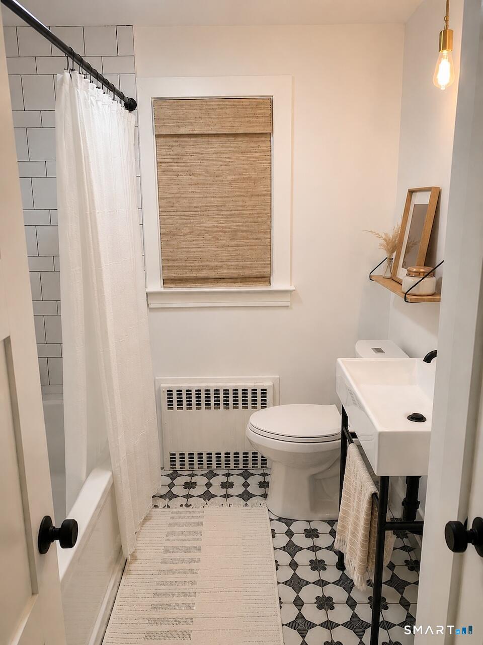 111 Beverly Road Wethersfield, CT 06109 - Photo 7 of 16