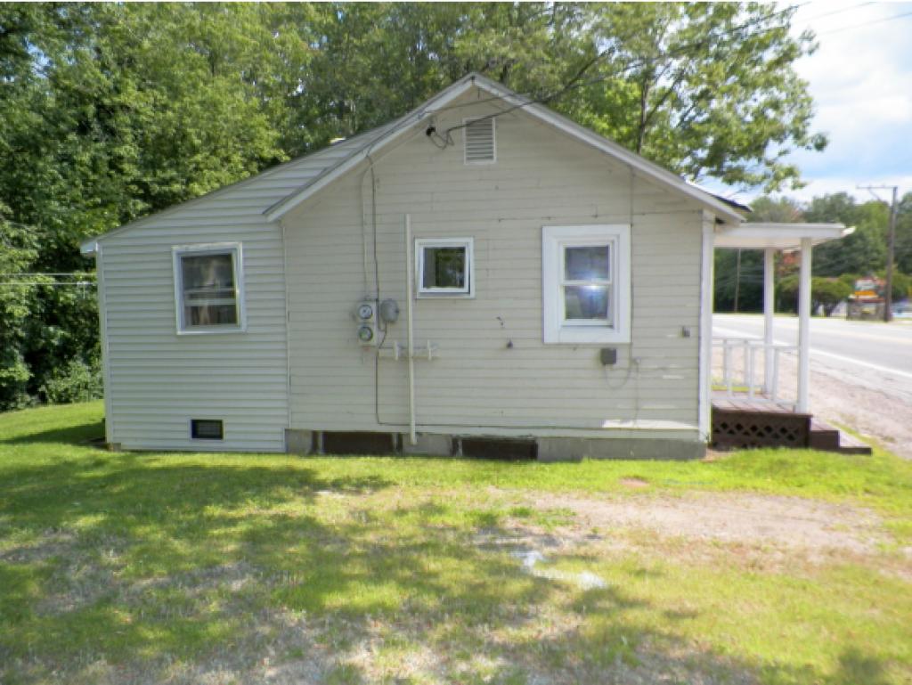 68 Lancaster Road Gorham, NH 03581 - Photo 3 of 10