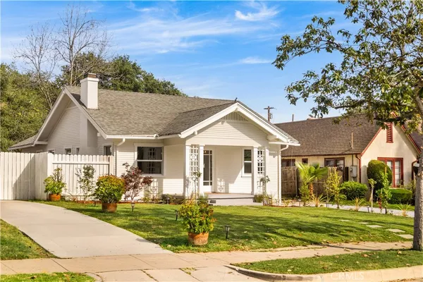 $1,300,000 | 1166 North El Molino Avenue, Pasadena, CA 91104