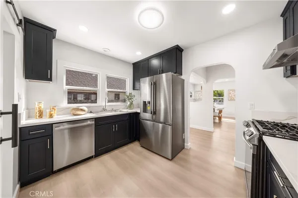 $1,300,000 | 1166 North El Molino Avenue, Pasadena, CA 91104