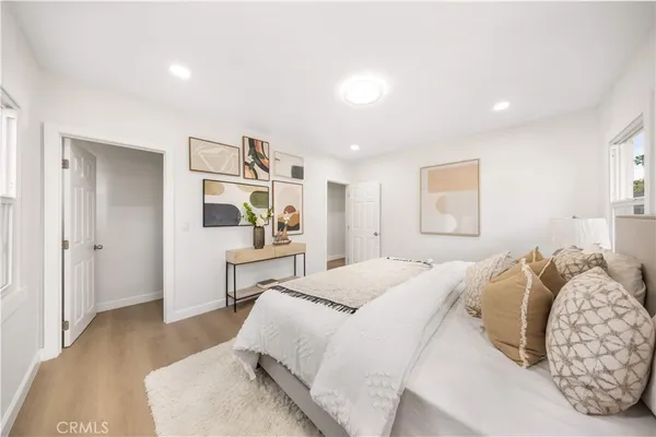 $1,300,000 | 1166 North El Molino Avenue, Pasadena, CA 91104