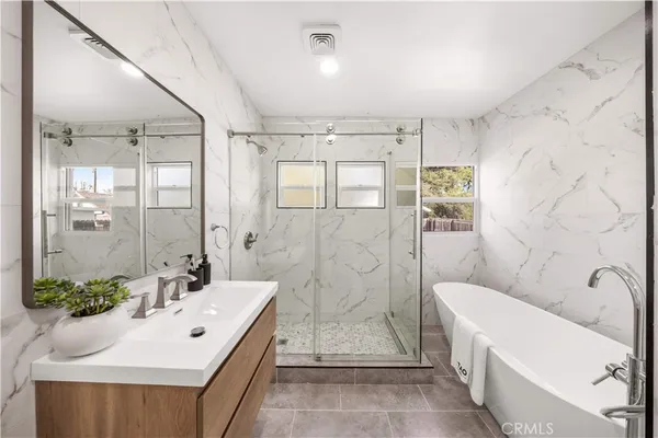 $1,300,000 | 1166 North El Molino Avenue, Pasadena, CA 91104