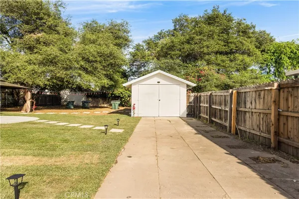 $1,300,000 | 1166 North El Molino Avenue, Pasadena, CA 91104